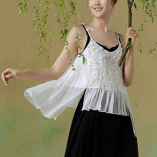 【林栖设计小店】【手工钩花】桑蚕丝吊带背心拼飞片2025夏季新品花边上衣1952349 商品图1