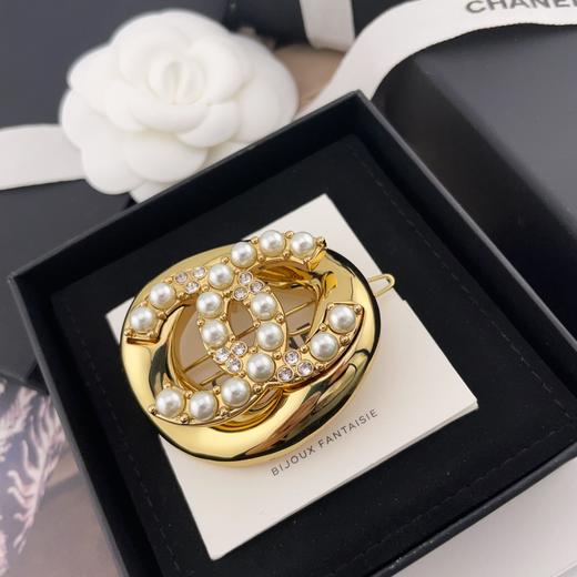 香奈儿 镂空扭扭方糖发夹（XJ） 商品图1