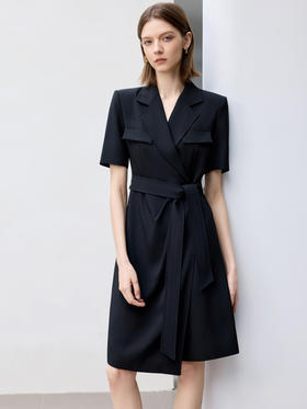 绑带收腰黑色西装连衣裙女高级感气质