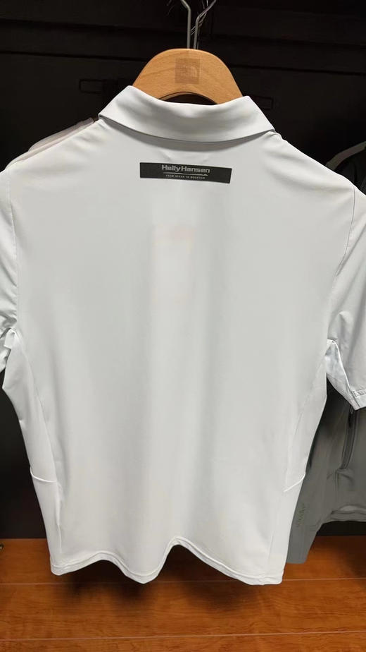 正品HH海丽汉森速干Polo
纯正品，随意鉴定！！
白色，灰色 尺码M-XXL
原价1000出头，清货特价 商品图4