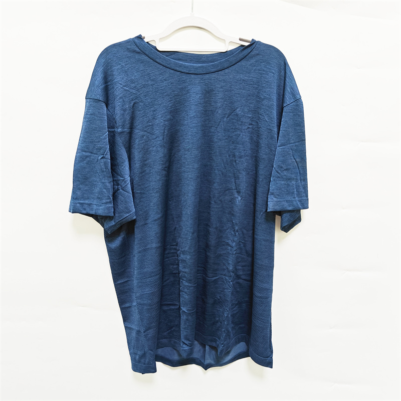 BASICS BEYOND男士导湿Ｔ恤29元