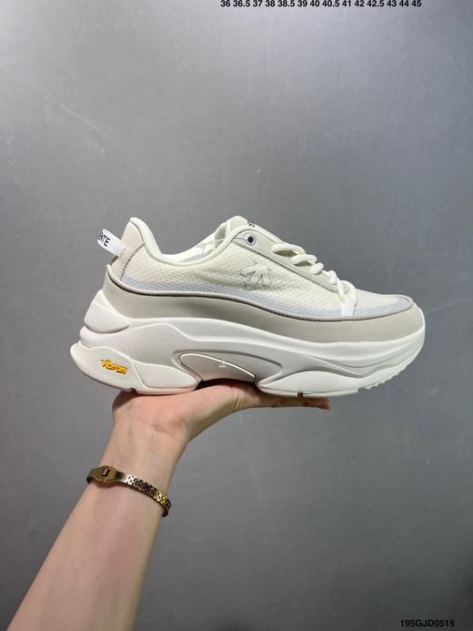 点此购买 迪桑特夏季男女款轻薄透气款都市通勤多功能户外缓震运动鞋 98 318740 商品图0