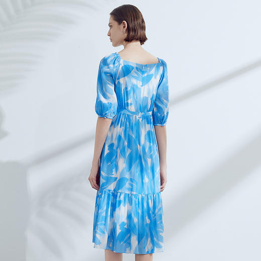 EITIE爱特爱夏季新款显瘦高腰洋气桃心领五分袖印花连衣裙7807566 商品图4