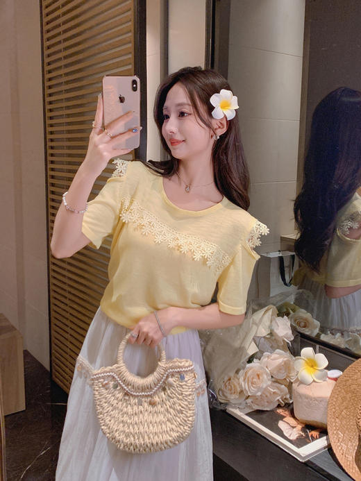 张心子【奶黄雏菊T】圆领冰丝拼接蕾丝气质上衣 U2505023 商品图3