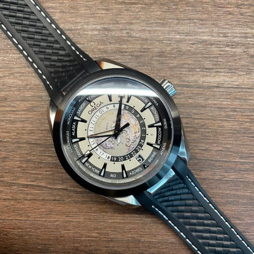 NOOBFactory 
 欧米茄海马世界时220.92.43.22.99.001
1:表壳：正品模版开模与正品一致真钛壳43表径（不含按滴）“最”还原正品表壳的细腻光泽和柔和质感 商品图9