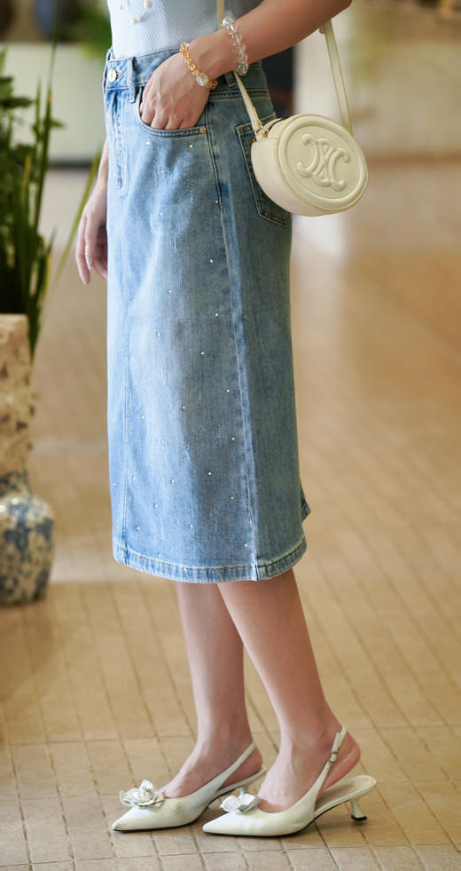 M1臣禾	【烫钻半裙】时髦休闲牛仔半身裙	JZ252030358 商品图1