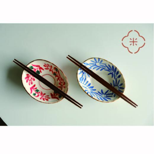 米马杂货  手绘浅口釉下彩异形碗与双头利修筷 敬神灵（万物） 商品图1