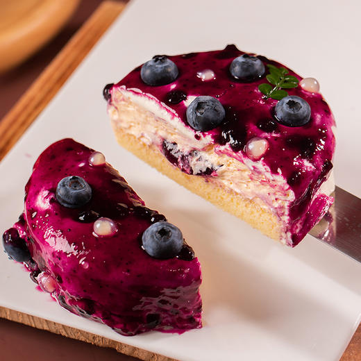 蓝莓奶盖蛋糕 商品图1
