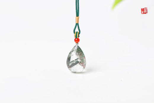 【碧隐】绿幽灵水晶吊坠 配精美挂绳 商品图0