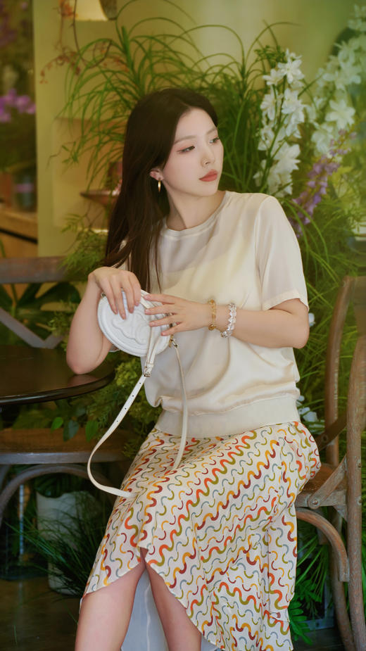 L1XL2现货 臣禾	【正肩真丝T】下摆罗纹圆领短袖T恤	JZ252050675 商品图6