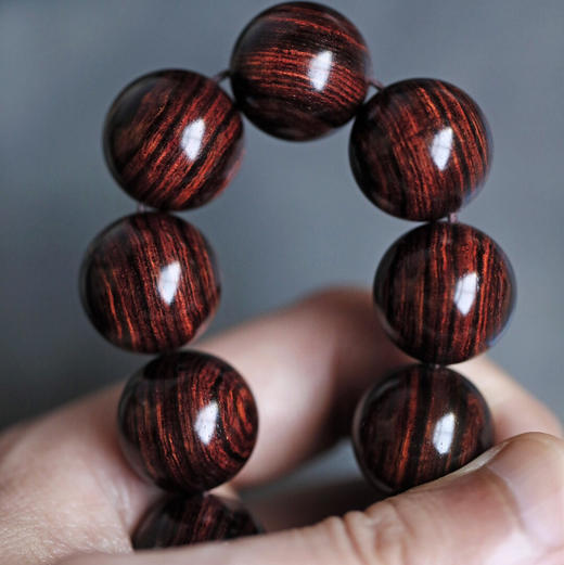 【新品特惠】1.8*13颗 沉水级 海黄 紫油梨 大黑线 手串 约45.5g  h900815 商品图5