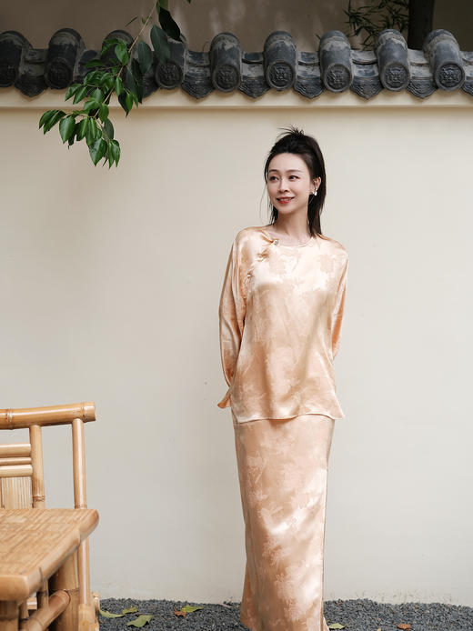 盛唐牡丹 |香槟色蝶恋花冠乐绉松紧腰半裙 商品图5