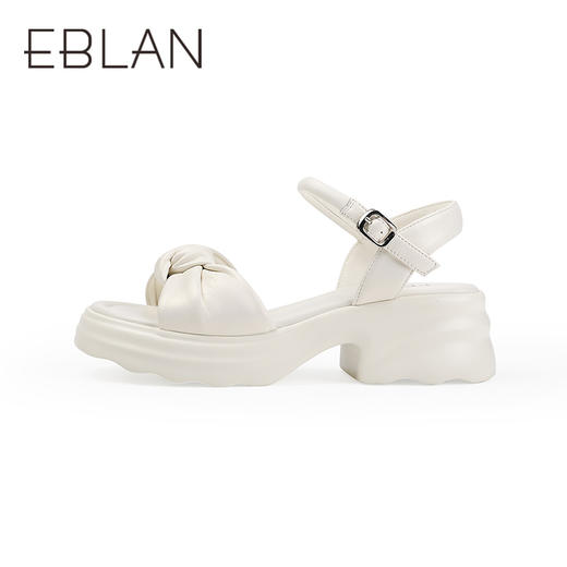 伊伴夏季珠光小奶芙珠光羊皮鞋面凉鞋B25320528 商品图1