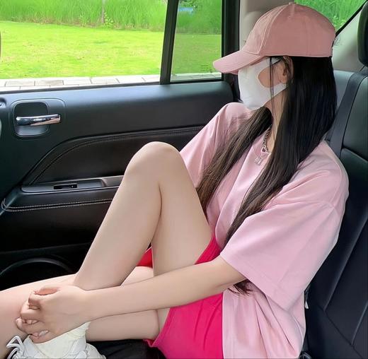 老米优品🎈 3-5天！品质nice，无拘束的体验感！《情侣款💏简约丝光棉纯色宽松tee 》垂感，丝滑，凉爽，不挑人 ！T250516B 商品图1