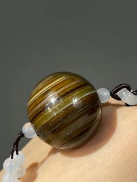 缠丝玛瑙椭圆大珠，顺丰包邮