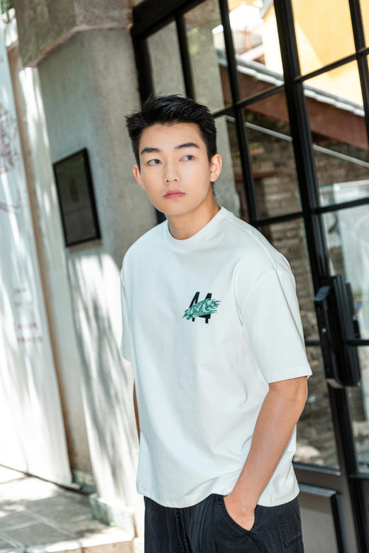 521112302数字印花短袖T恤 商品图2