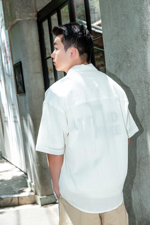 522522230简洁纯色短袖衬衫 商品图3