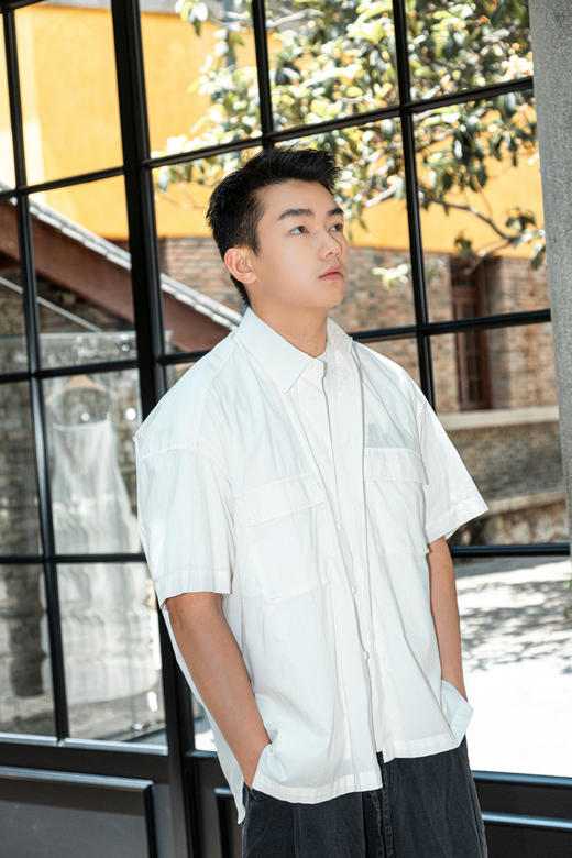 523522219百搭质感短袖衬衫 商品图2