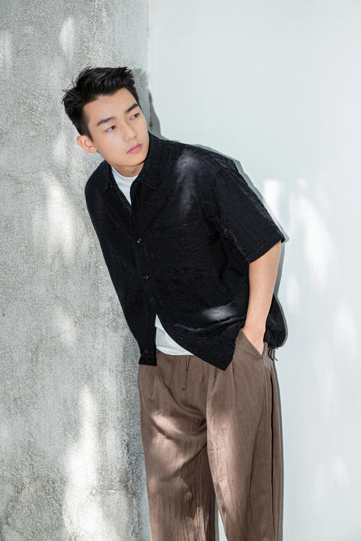 523522216暗纹简约短袖衬衫 商品图2