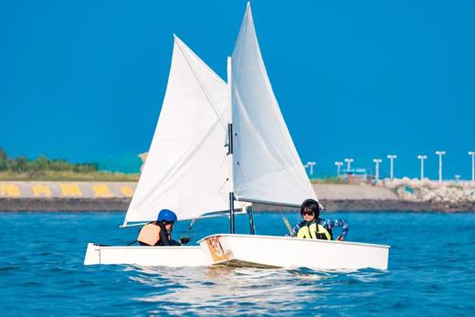 【暑假亲子】日照海滨亲子营,住五星,冲浪+帆船/帆板初体验,房车露营,潜水,巡航,赶海,骑行...10+项活动|7~13岁亲子 商品图1