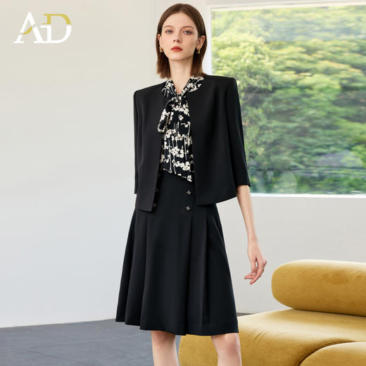 AD高端职业装套装女2025新款夏季七分袖西装外套高级感勤百褶裙通 商品图2