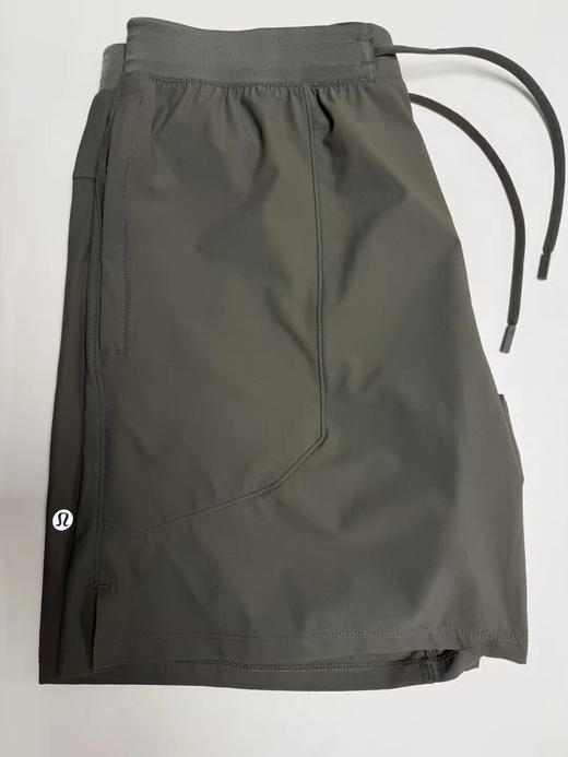 越南来的，原单正品露露lululemon 虹吸速干短裤
颜色：墨绿色   黑色
尺码：M   L   xL    XXL码 商品图7