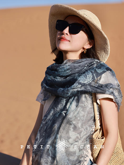 PETIT SCHAN小闪 ACC#039 blue and white porcelain 青花瓷 羊绒真丝印花手工染色围巾披肩 商品图2