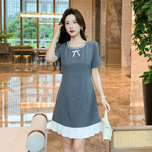 奢姿大码女装2025夏季蝴蝶结钻饰减龄裙子胖妹妹百褶时尚连衣裙9952890417 商品图4