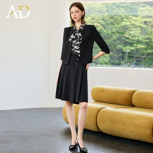 AD高端职业装套装女2025新款夏季七分袖西装外套高级感勤百褶裙通 商品图0