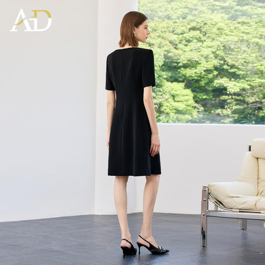 AD高端轻奢黑色连衣裙女2025新款夏季通勤气质收腰显瘦短袖裙子 商品图4