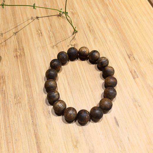 1.2海南沉香手串 商品图0