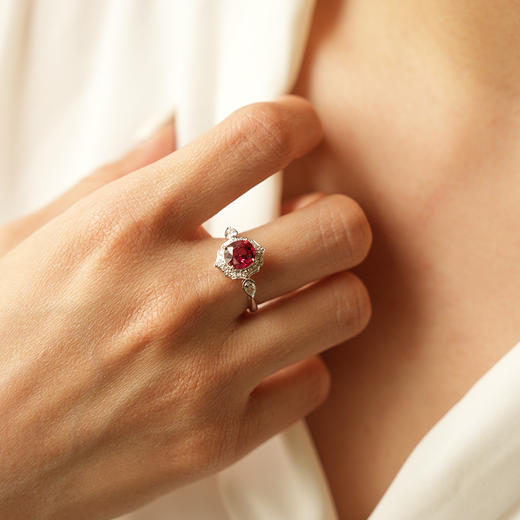 【高级珠宝】绮梦系列 | 星芒菱镜戒指 商品图2