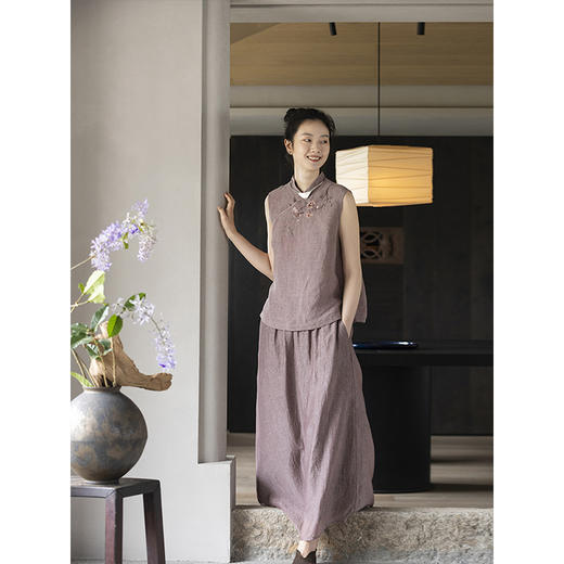 牧衣游原创 手工刺绣汉麻炒色马夹轻薄复古中式无袖上衣 倾玉盘 商品图2