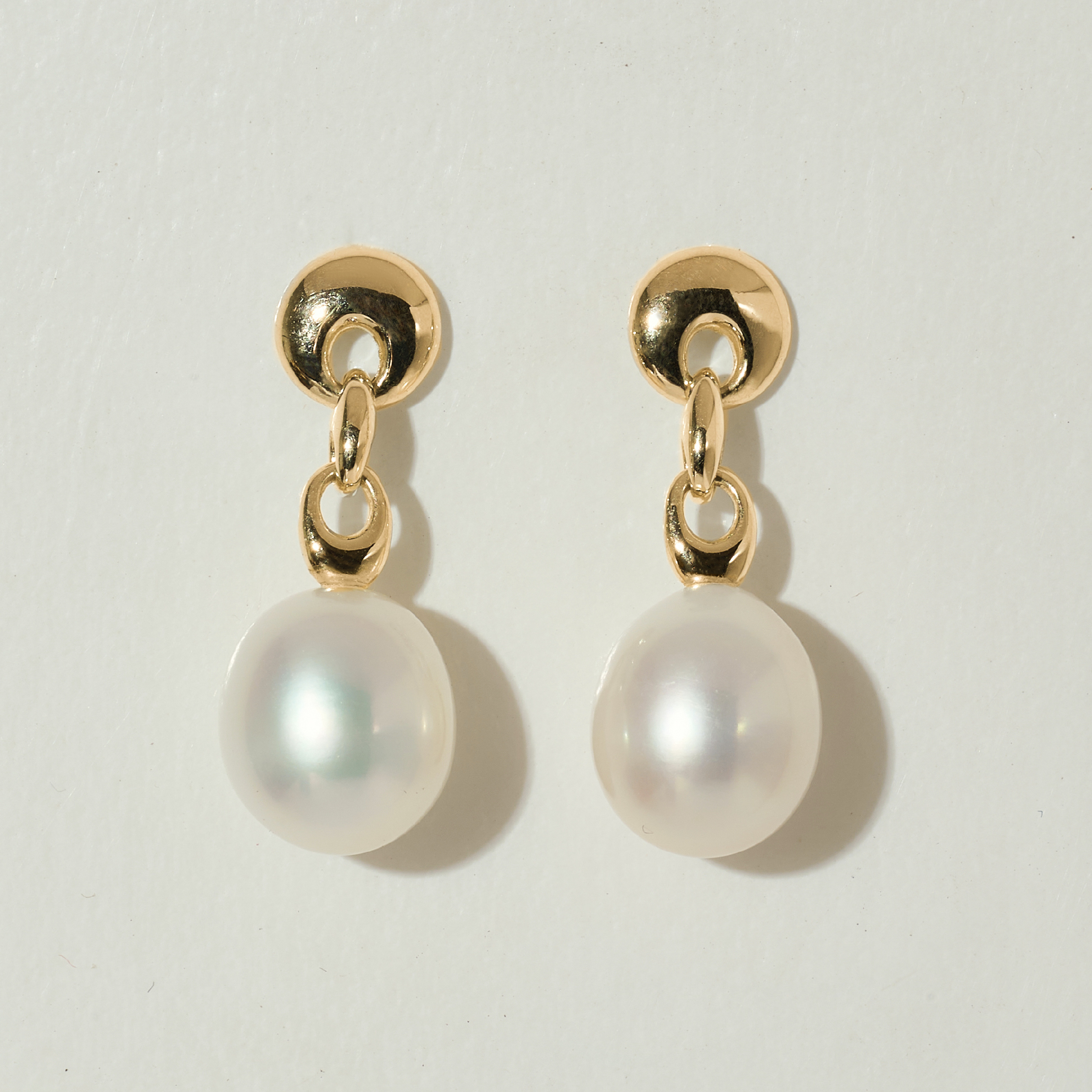 含晖· True Classic系列-强光椭圆珍珠环扣耳坠（2款可选）