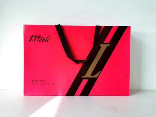 【亚欧超市】金帝美滋滋榛仁脆心巧克力礼盒648g/盒 商品图0