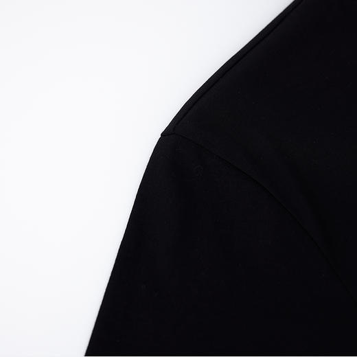 【新品上新】HX 夏季圆领短袖T恤合体S102522078101 商品图4