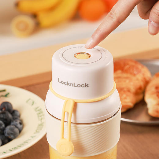 【小家电】乐扣乐扣便携榨汁杯EJJ3125WHT HF 商品图2