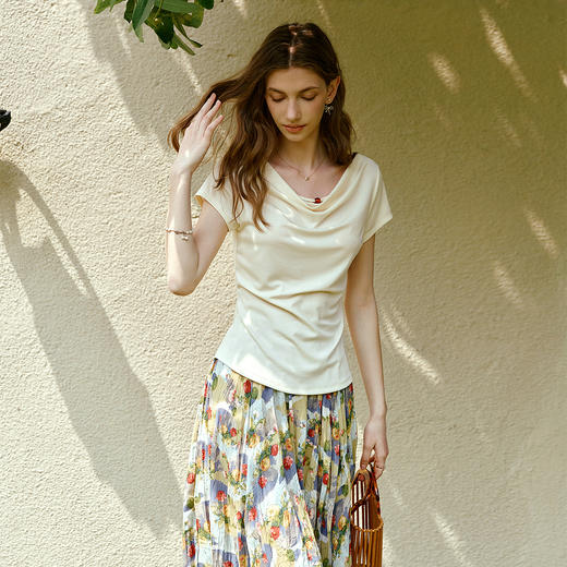 OLrain欧芮儿法式慵懒荡领显瘦短袖T恤女夏季2025年新款短袖上衣 商品图2