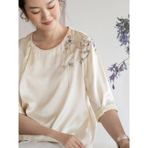 牧衣游原创 重磅双宫绸刺绣桑蚕丝套头衫圆领气质真丝上衣 月宝 商品图2