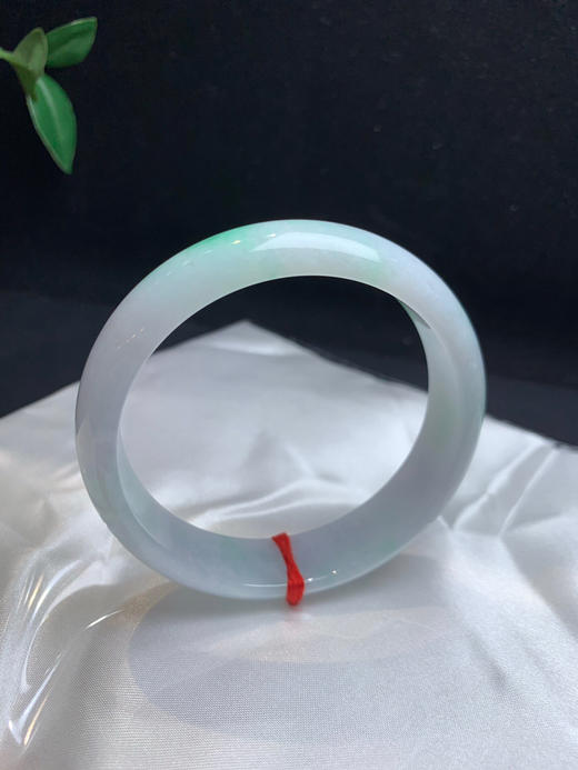 612970，58.8飘绿正圈，底妆细腻。清新阳绿色，版型不错 商品图3