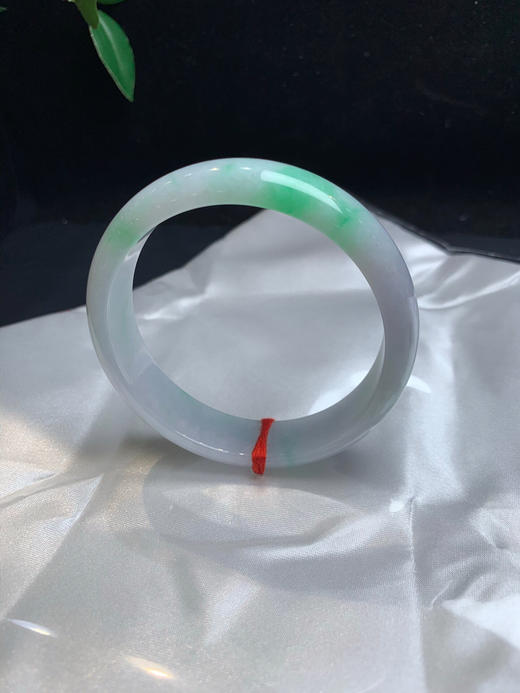 612970，58.8飘绿正圈，底妆细腻。清新阳绿色，版型不错 商品图4