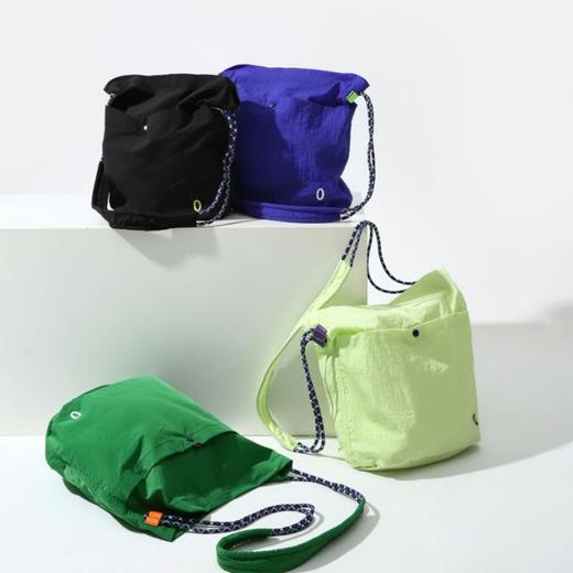 小众设计师！男女情侣户外机能极简皱感轻便运动防泼水斜挎单肩包！ 商品图2