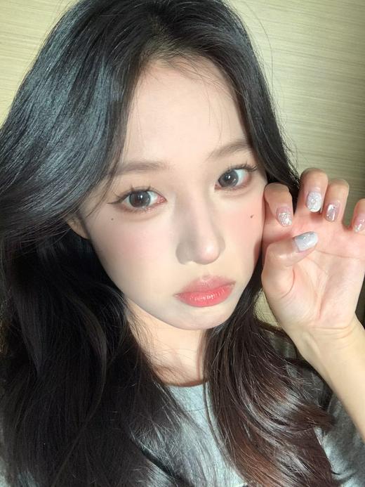 Toastnomi旗下 ·烟火袅袅｜14.2mm白狮参考着色大直径 半年抛2片 商品图2