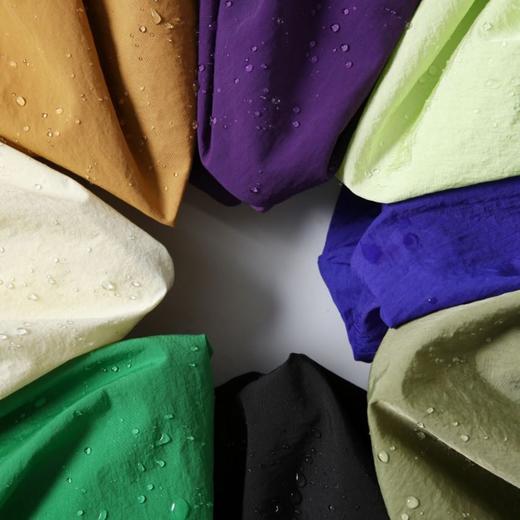 小众设计师！男女情侣户外机能极简皱感轻便运动防泼水斜挎单肩包！ 商品图3