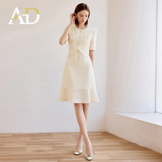 AD高端米白色小香风圆领连衣裙女夏新款短袖法式鱼尾裙通勤工作服 商品图0