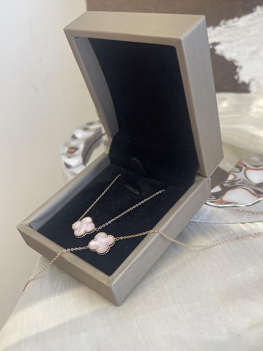 天然姆贝粉招财四叶草14K镀金手链 商品图1