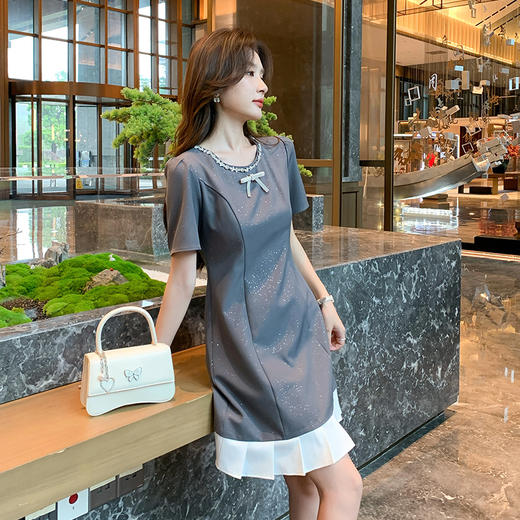 奢姿大码女装2025夏季蝴蝶结钻饰减龄裙子胖妹妹百褶时尚连衣裙9952890417 商品图1