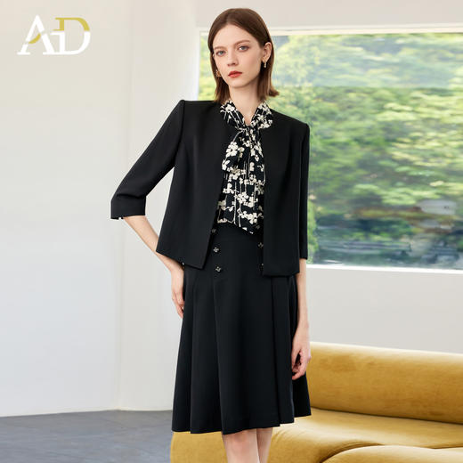 AD高端职业装套装女2025新款夏季七分袖西装外套高级感勤百褶裙通 商品图1