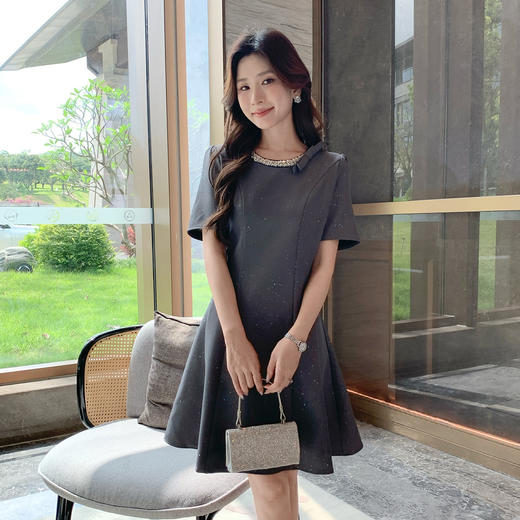 奢姿大码女装2025夏季法式轻奢俏皮连衣裙胖妹妹织带设计时尚裙子9952858280 商品图4