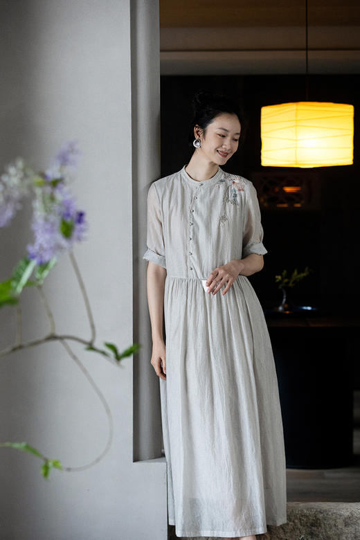 牧衣游原创 丝棉手工刺绣炒色连衣裙新款轻薄复古新中式长裙 云深 商品图5